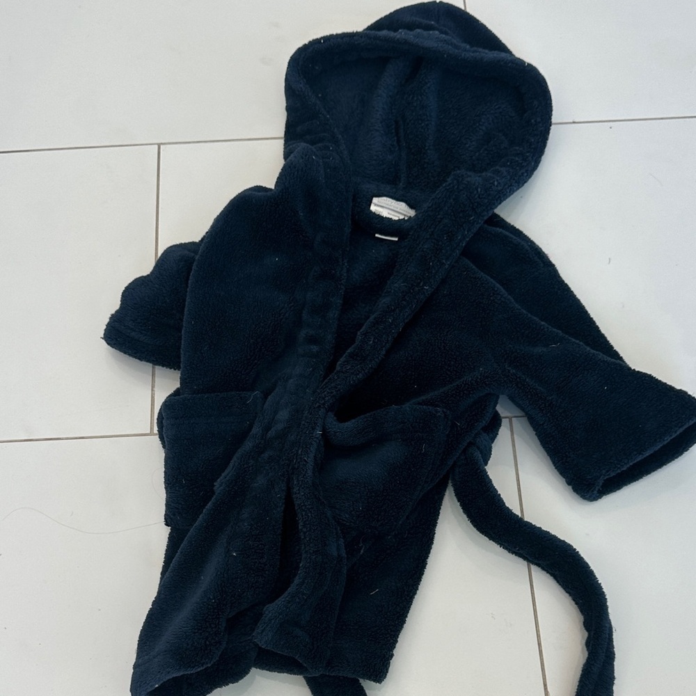 Restoration hardware Cozy navy Hooded Robe 18/24m